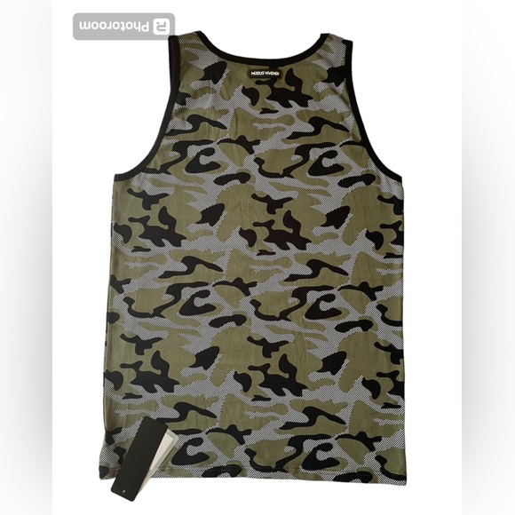 Modus Vivendi
Camo Tank Top - NWT - Picture 6 of 7